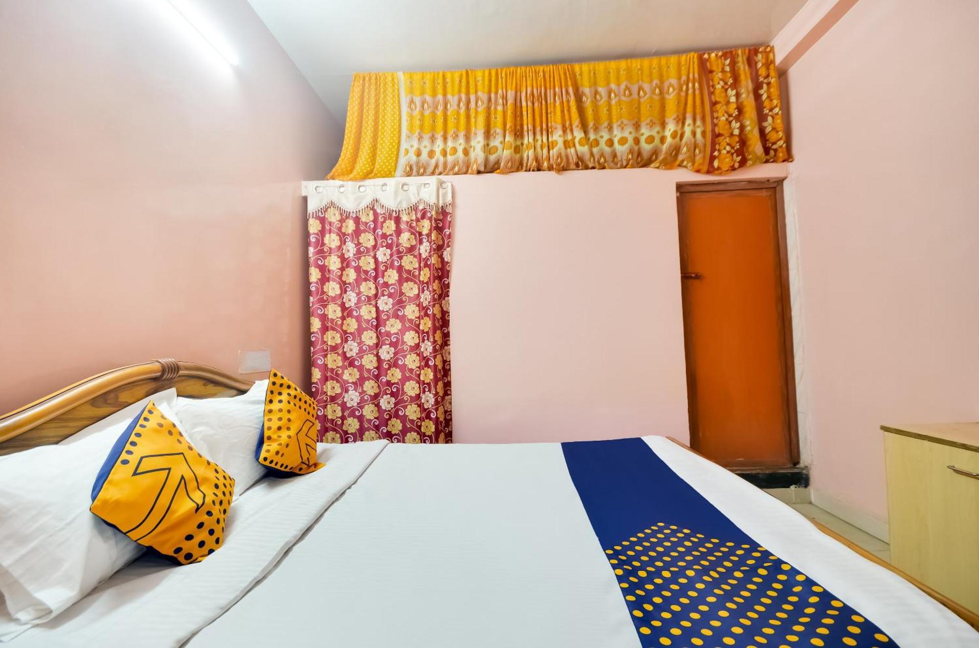 Hotel O Sri Murugan Lodge Coimbatore Exterior photo